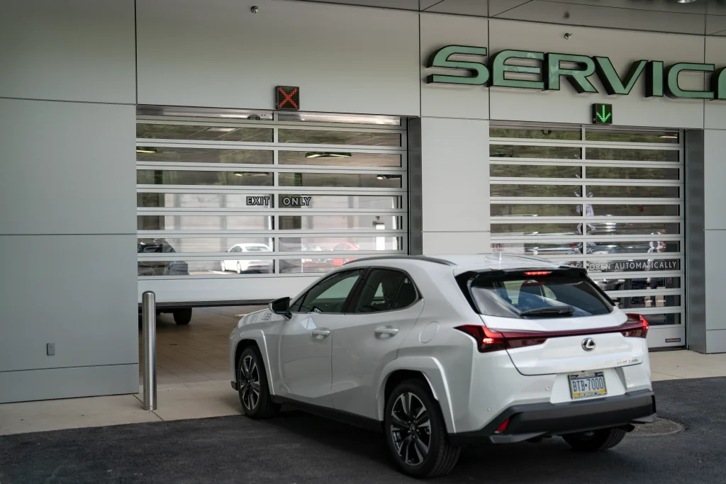State-of-the-art, enclosed Lexus service center in Pittsburgh